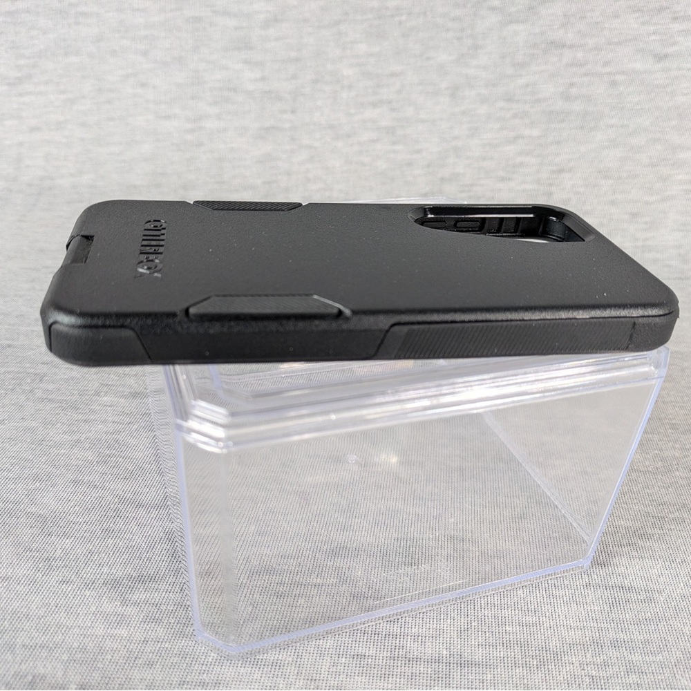 OtterBox Commuter Series- Samsung Galaxy S24 Phone Case - Picture 6 of 11